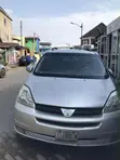 Toyota Sienna 2004 Silver - 1