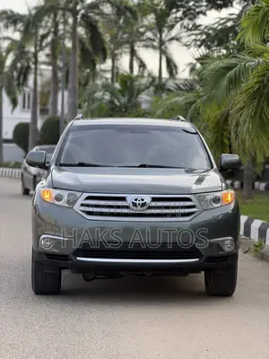 Toyota Highlander 2012 Gray