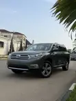 Toyota Highlander 2012 Gray - 2