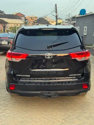 Toyota Highlander XLE 2016 Black