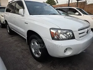 Toyota Highlander Limited V6 2005 Fari
