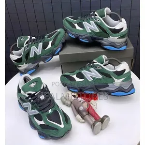 New Balance Men's Sneakers