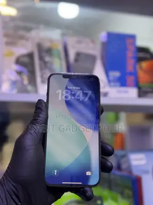 Apple iPhone 12 Pro Max 256GB Blue - Amfani da aka yi a UK