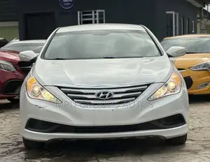 Hyundai Sonata 2014 Fari