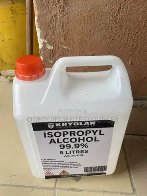 Kryolan Professional Make-Up Isopropyl Alcohol (99.9%)