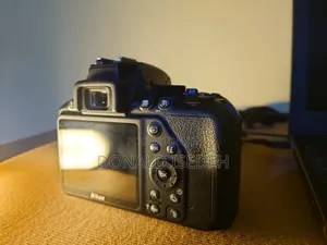 Nikon D3500 DSLR Kamara