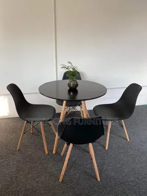 4-Seater Round Dining Set - Bakar Tebe & Kujeru