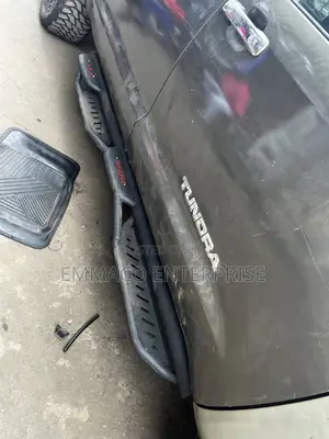 Rugged Side Steps for Toyota Tundra