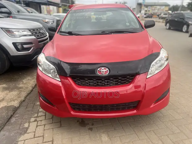 Toyota Matrix 2011 Red - 1