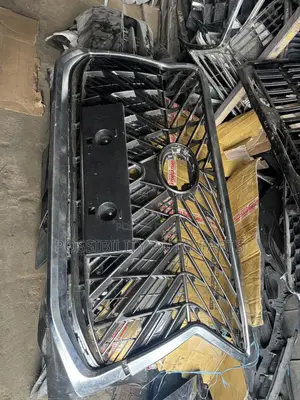 Lexus LX 570 Sport Edition Front Grille