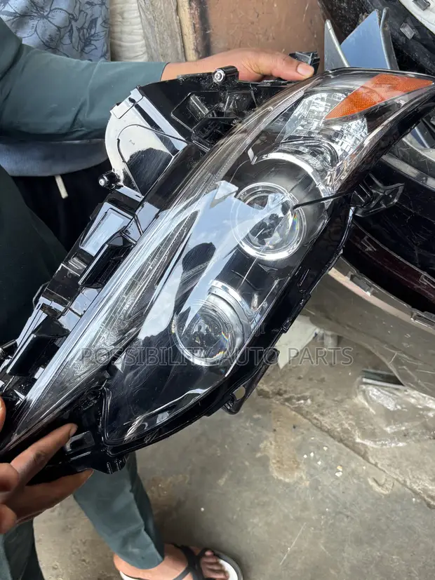 Lexus ES 350 2018-2022 Full Light Assembly - 1