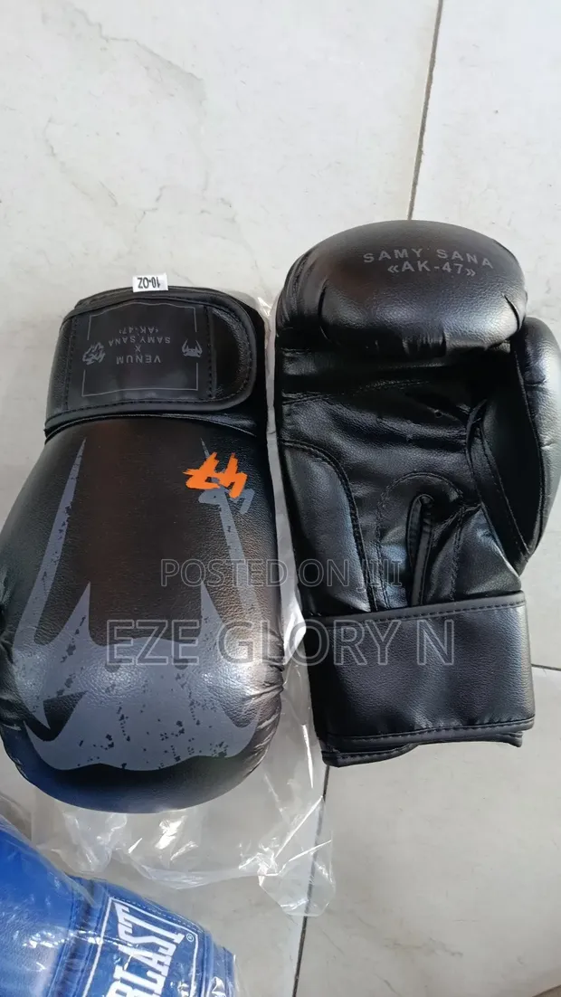Venum Boxing Gloves - 1