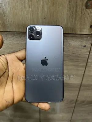 Apple iPhone 11 Pro Max 64GB Baki