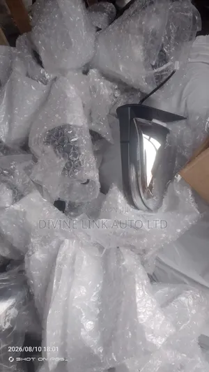Brand New Side Mirror for Toyota Hilux & Tacoma