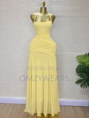 Kyakyawar Yellow Halter Neck Ruched Maxi Dress ga Mata