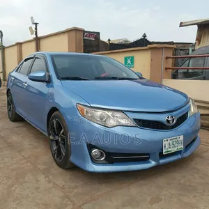 Toyota Camry 2012 Blue