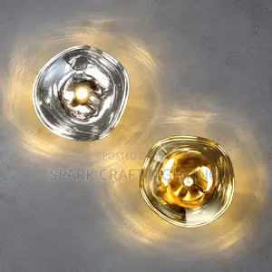 Modern Decorative LED Wall Light - Silver & Gold