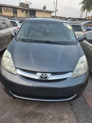 Toyota Sienna XLE Limited AWD 2006 Grey