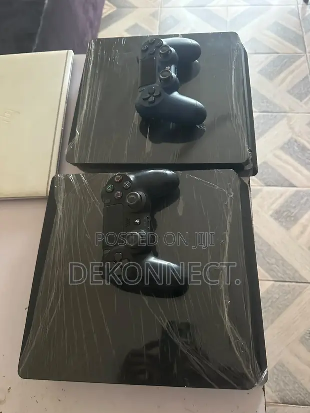 PlayStation 4 Slim Console - 1