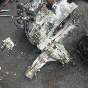 Toyota Sienna 2017-2020 Gearbox 30pin 4x4