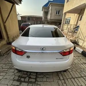 Lexus ES 350 2014 White