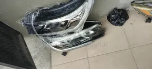 2017 Honda CR-V Front Lights (Tokunbo & New)