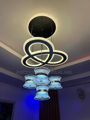 Brand New Dropping Chandelier Light