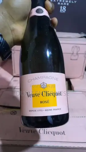Veuve Clicquot Rosé Champagne