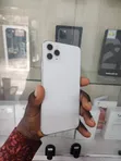 Apple iPhone 11 Pro Max 256GB White - 2
