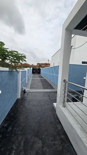 Bungalow mai dakuna 3 don siyarwa a Ibadan