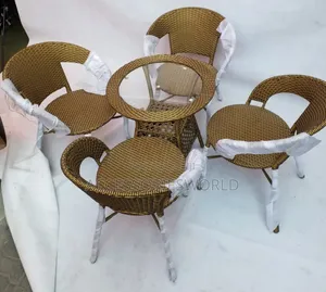 Modern 5-Piece PE Rattan Dining Set na Waje