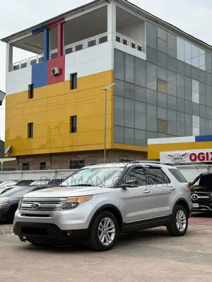 2011 Ford Explorer XLT 4x4 Silver