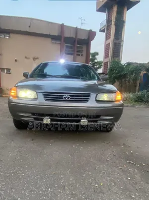 Toyota Camry 2001 Grey