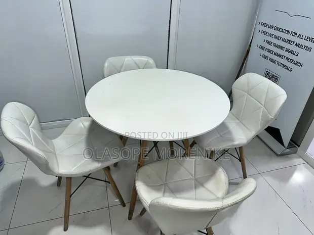 Dining Set Mai Kyau Mai Zama 4, Mai Daurawa - 1