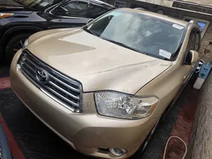 2009 Toyota Highlander Limited 4x4 Gold