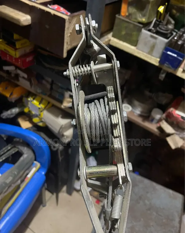 Sabo Ratcheting Cable Puller (Come-Along Winch) - 1
