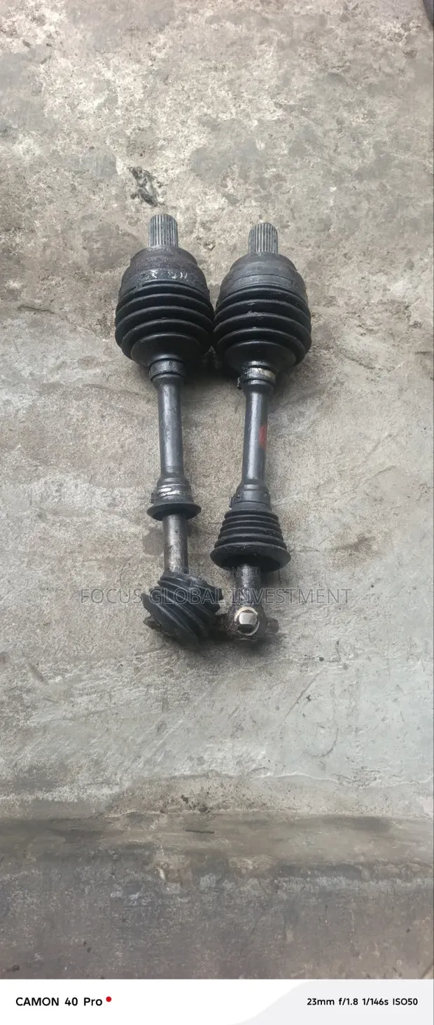 Mercedes-Benz C300 4Matic Empty Shaft (2010) - 1