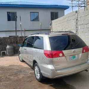 2006 Toyota Sienna LE AWD Silver