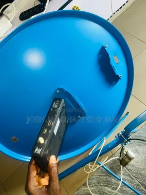 DStv HD Decoder with Dish and Remote