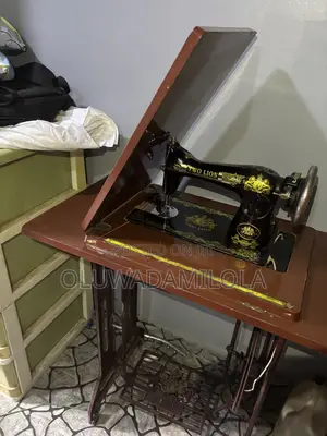 2-Lion Manual Sewing Machine