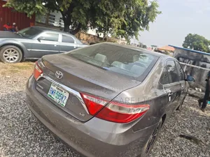 2017 Toyota Camry LE Sedan