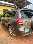 Toyota RAV4 2011 Grey - 2