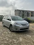 Toyota Sienna XLE 2014 Ja - 1