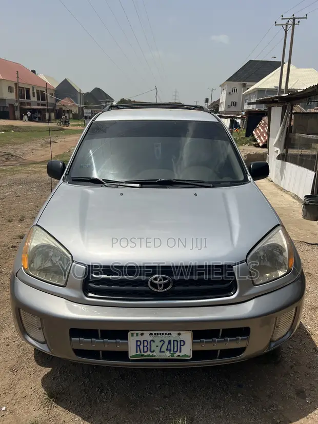 Toyota RAV4 2004 Silver Automatic SUV - 1
