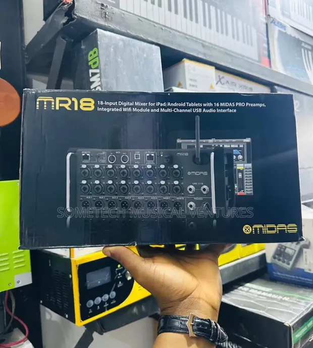 Midas MR18 Digital Mixer - 1