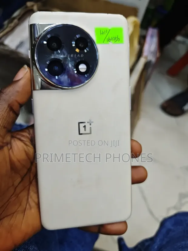 OnePlus 11 5G 256GB Blue - 1