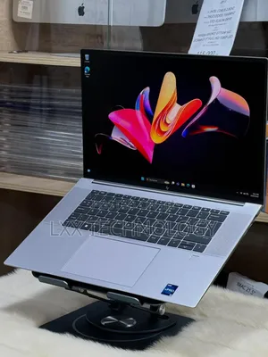 HP ZBook 16 Studio G10 Laptop - i7, 32GB RAM, 1TB SSD