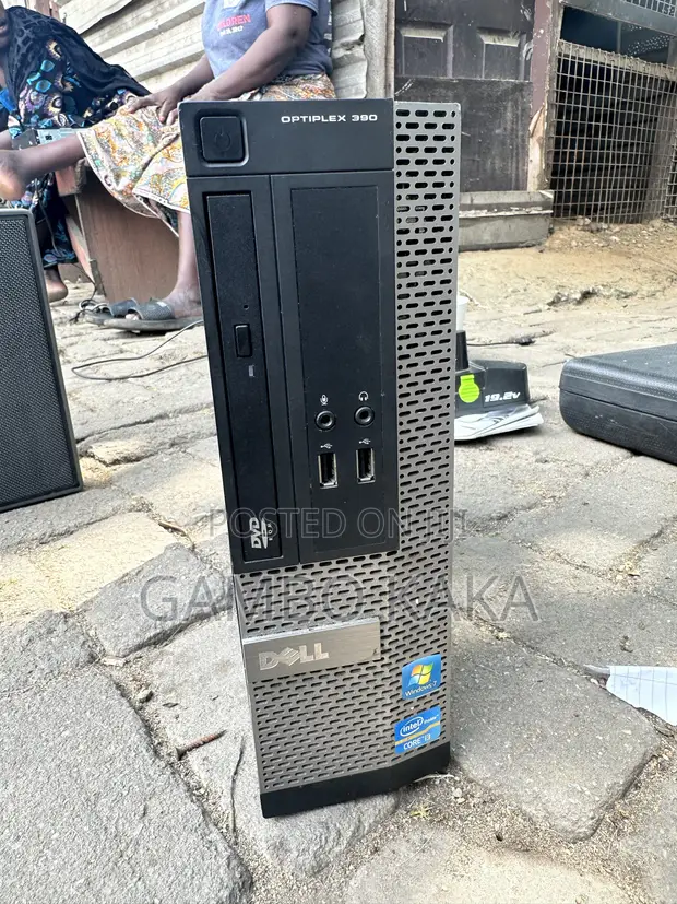 Dell OptiPlex 3090 Kwamfuta - Intel Core i3, 4GB RAM, 256GB SSD - 1