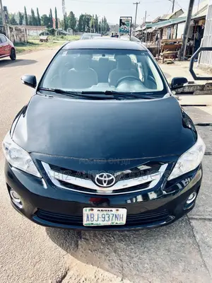 2010 Toyota Corolla XLE Sedan - Black