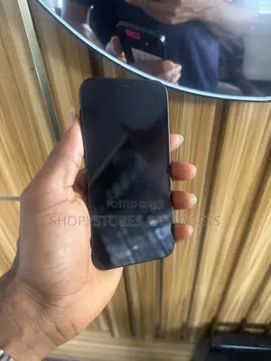UK Used Apple iPhone 12 64GB Blue